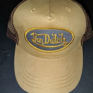 Von dutch snap back cap